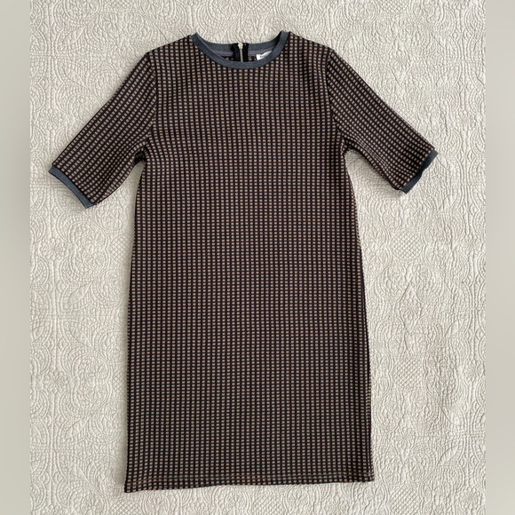 Zara Shift Dress - Picture 1 of 5